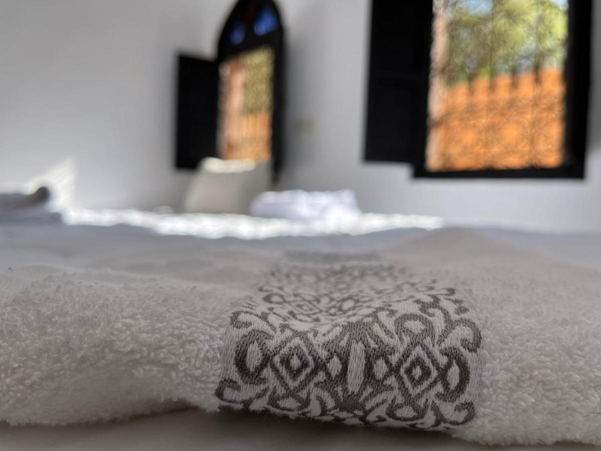 Riad Black Doors Marrakesh Buitenkant foto