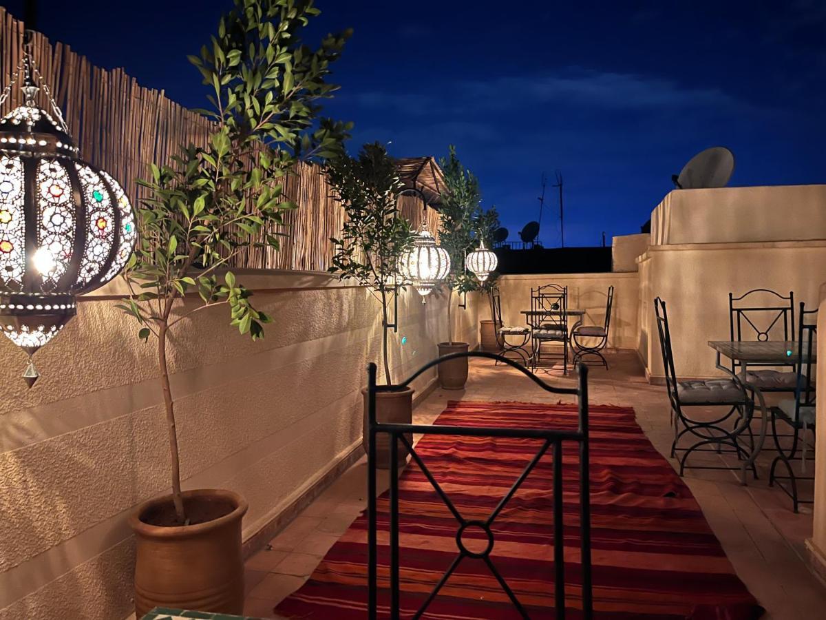 Riad Black Doors Marrakesh Buitenkant foto