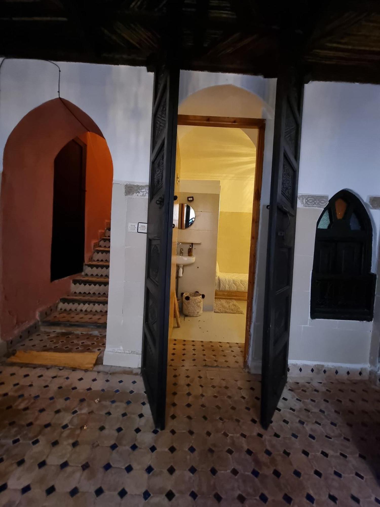 Riad Black Doors Marrakesh Buitenkant foto