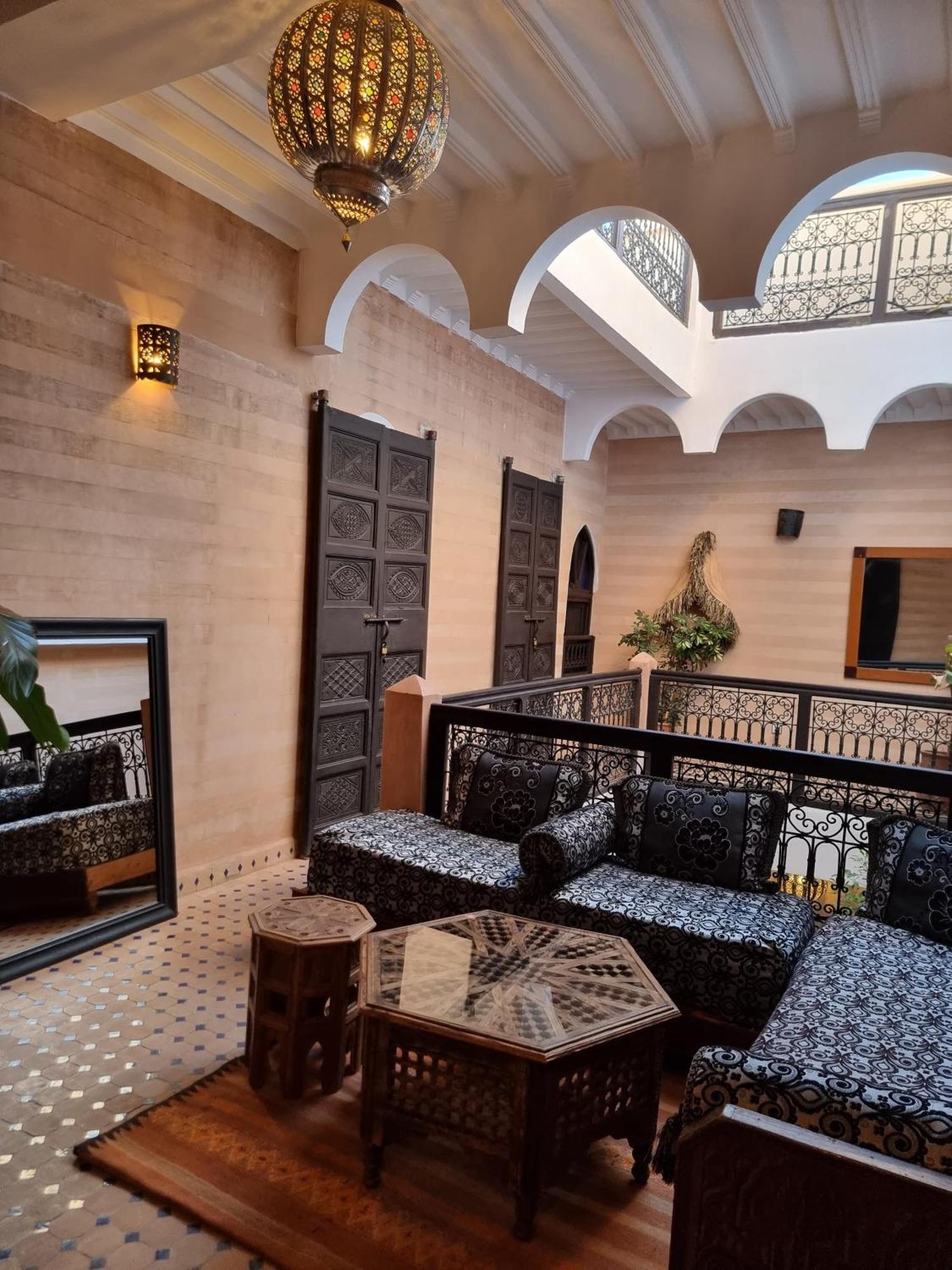 Riad Black Doors Marrakesh Buitenkant foto
