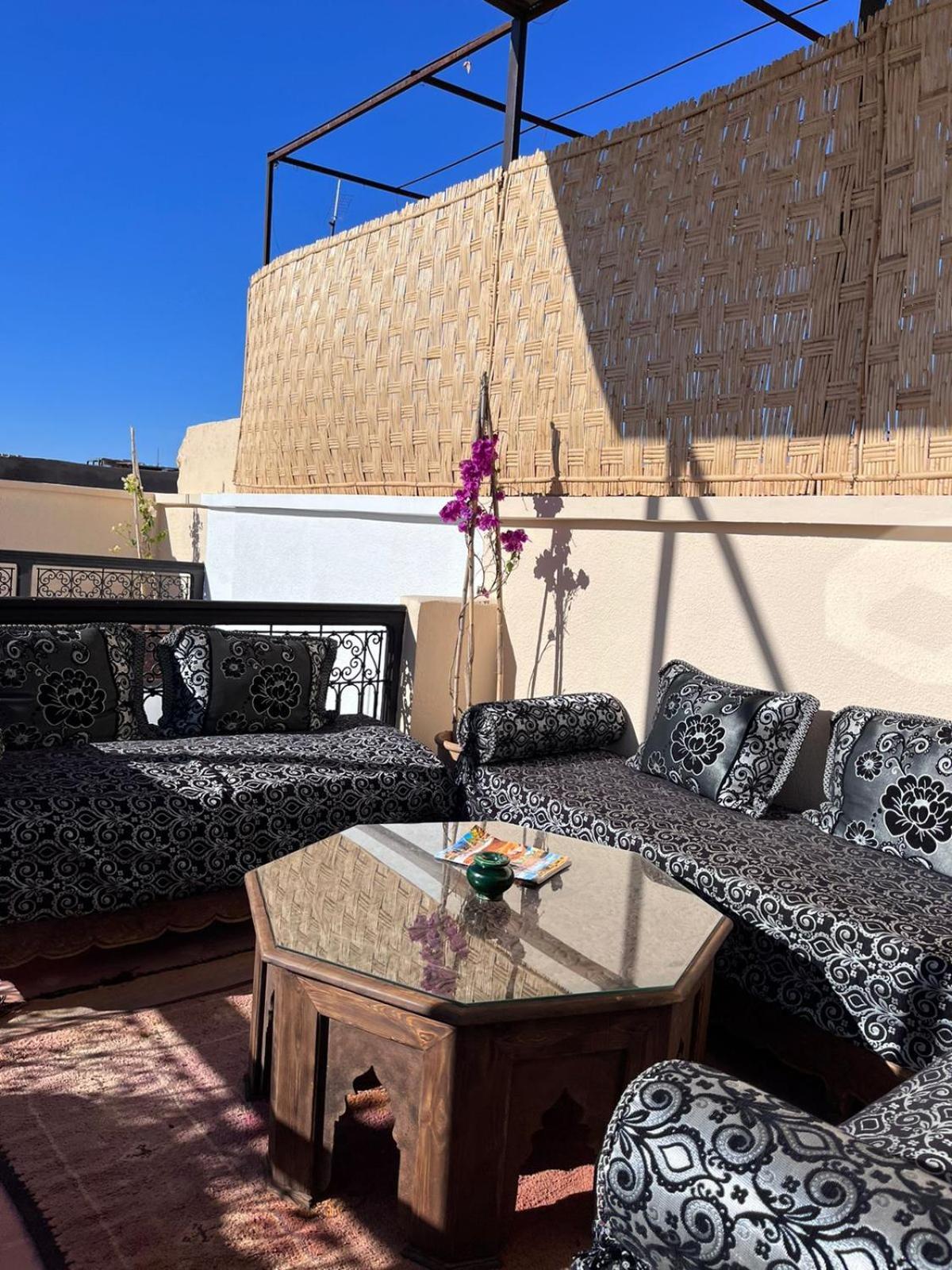Riad Black Doors Marrakesh Buitenkant foto