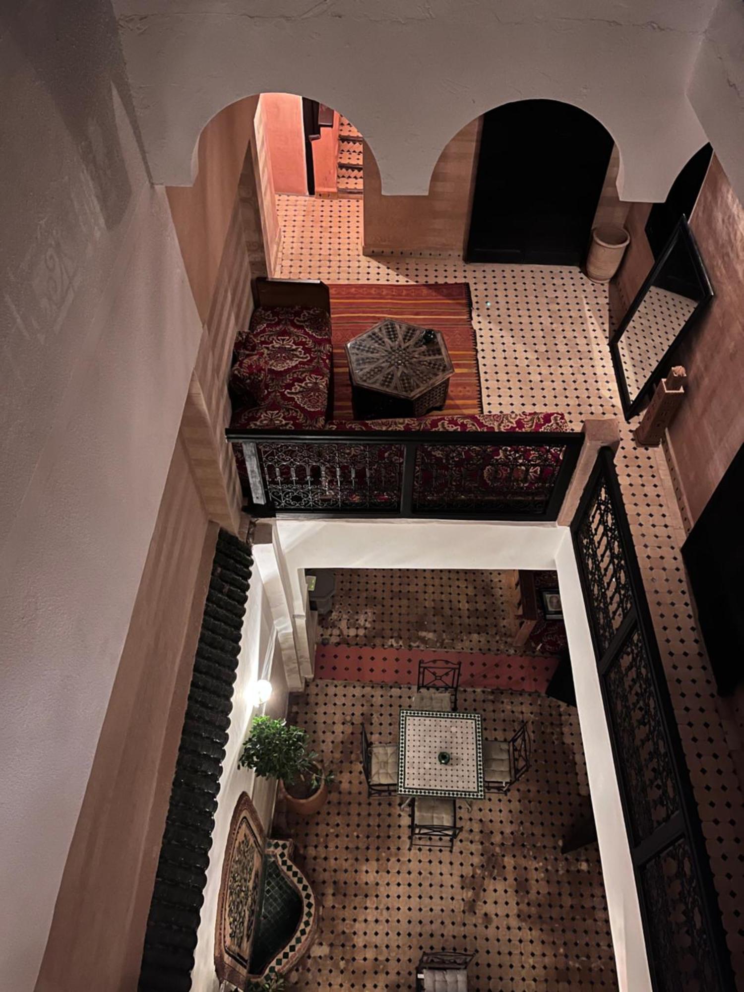 Riad Black Doors Marrakesh Buitenkant foto