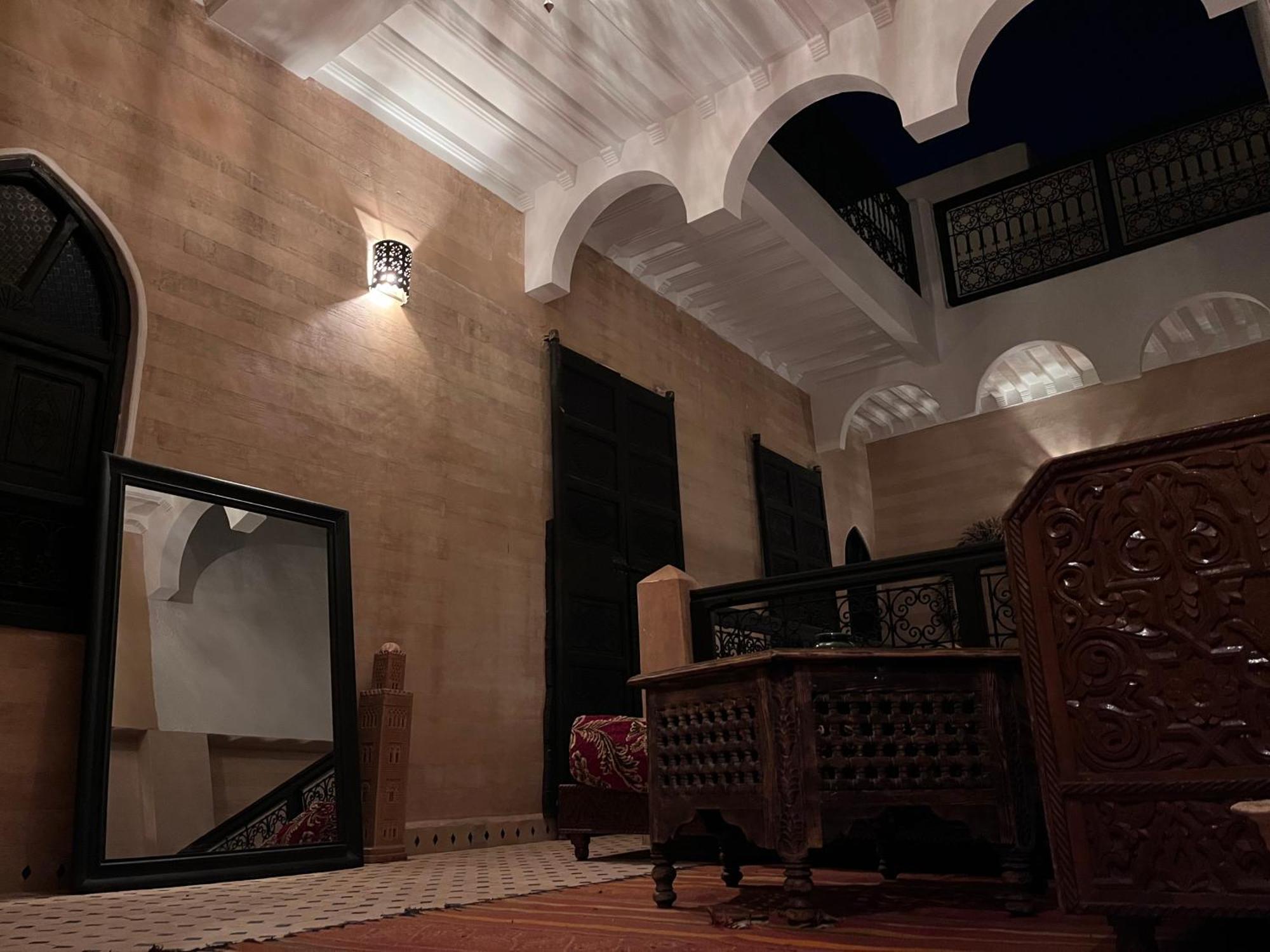 Riad Black Doors Marrakesh Buitenkant foto