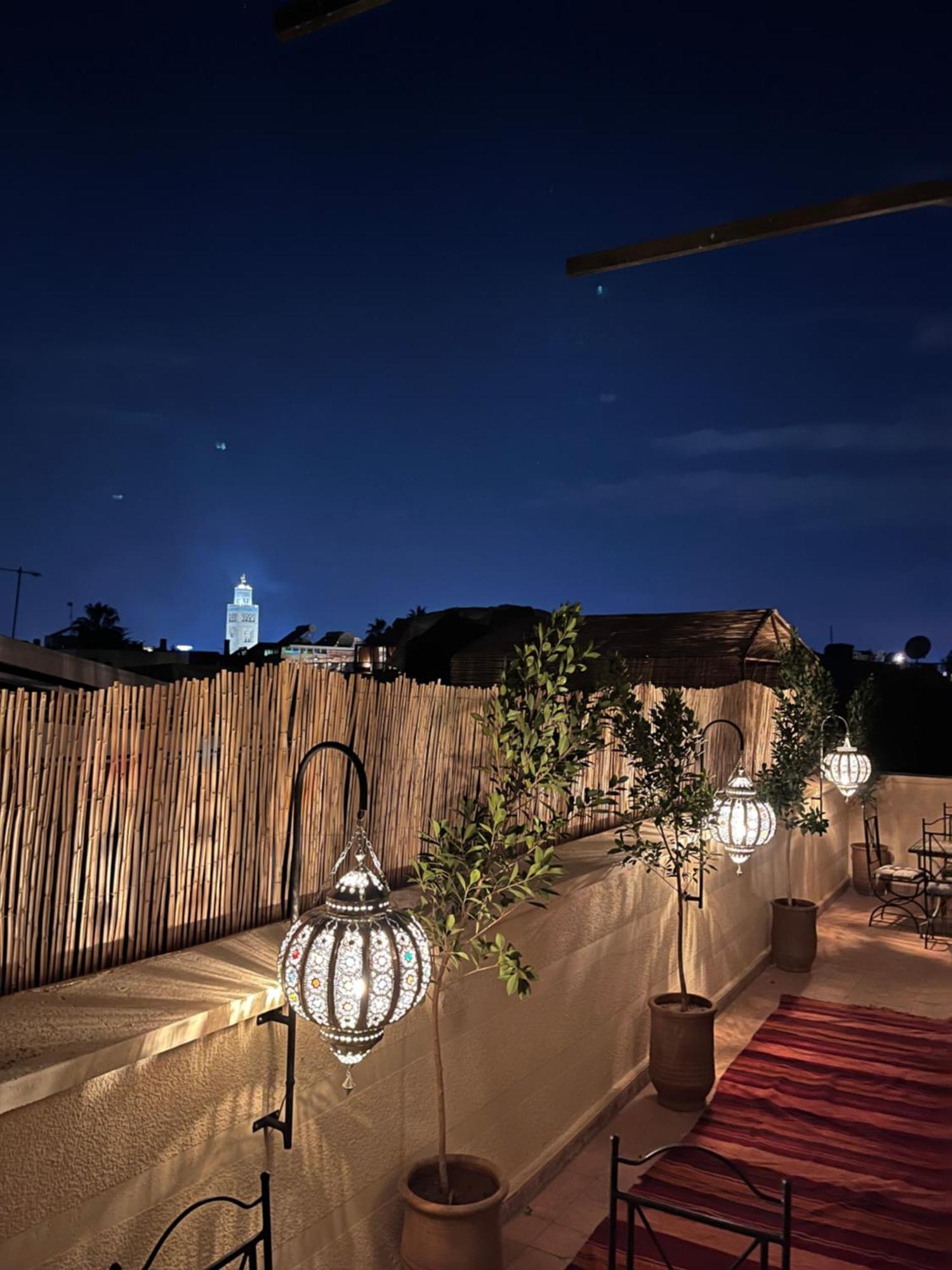 Riad Black Doors Marrakesh Buitenkant foto