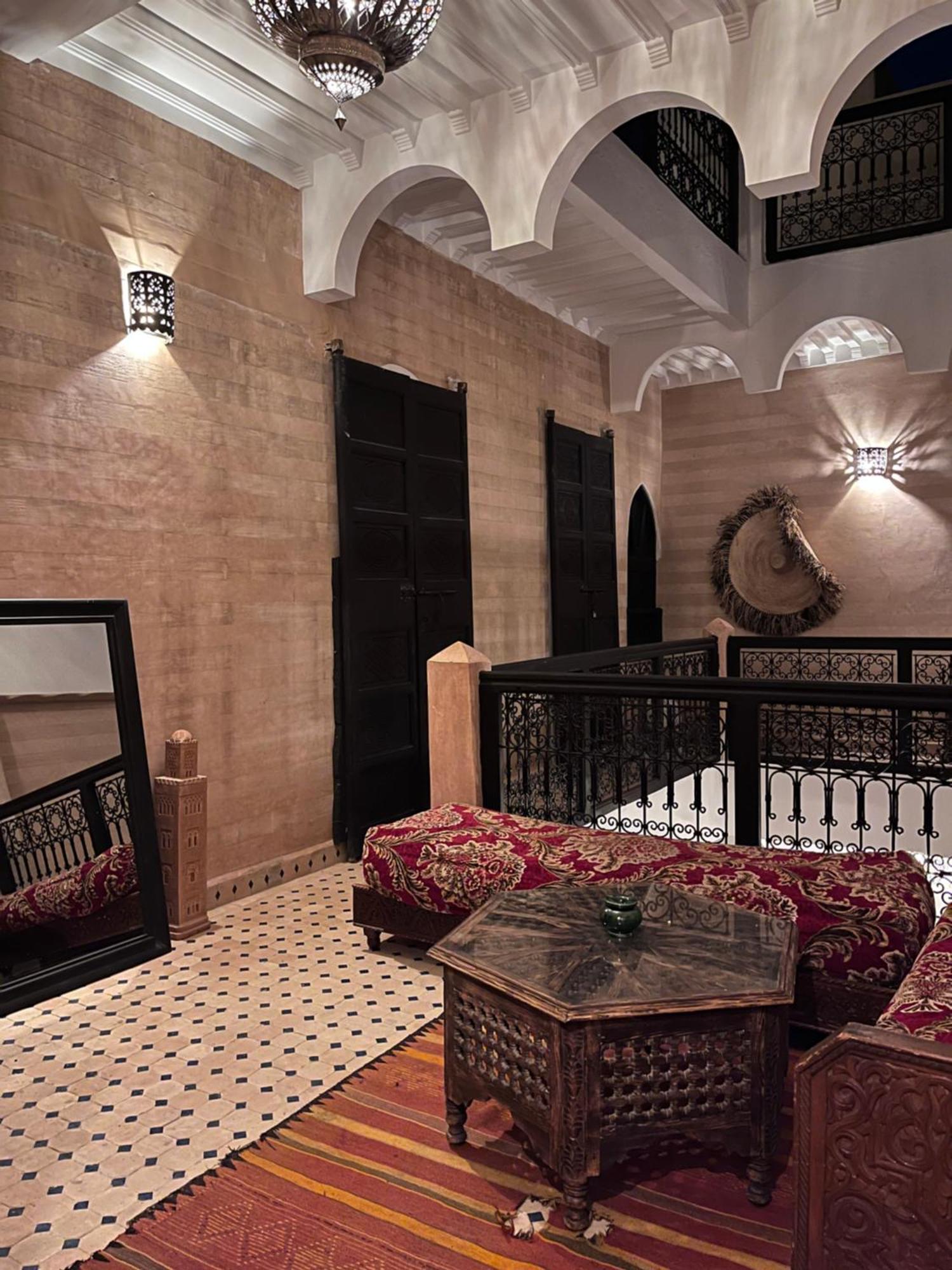 Riad Black Doors Marrakesh Buitenkant foto